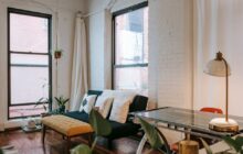 Siedzisko pod oknem z zabudową grzejnika: projekt i montaż krok po kroku