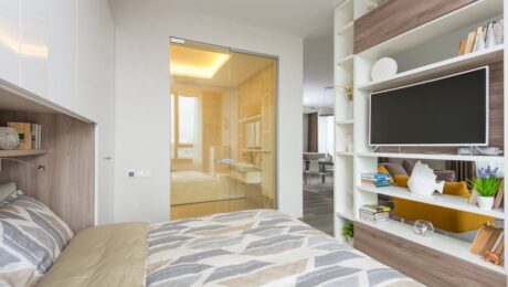 Łóżko chowane w szafie 140×200: projekt i montaż krok po kroku