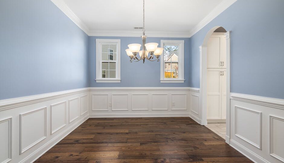 Boazeria angielska MDF 80-120 cm: projekt, montaż i malowanie krok po kroku